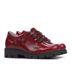 Children shoes 158 patent burgundy