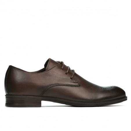 Teenagers stylish, elegant shoes 398 a cafe