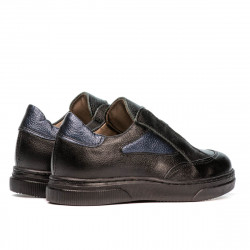 Small children shoes 70c black combined