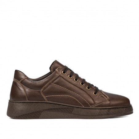 Teenagers stylish, elegant shoes 382 cafe