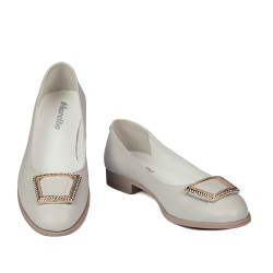 Women dancers 6062 white fildes