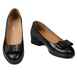 Women dancers 6063 black