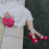 Women sandals 1310 rosa velour 01 lifestyle