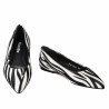 Women dancers 1341 zebra