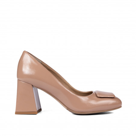 Women stylish, elegant shoes 1324 patent beige